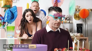 I fuck my boyfriend's dad on his birthday: I have no choice